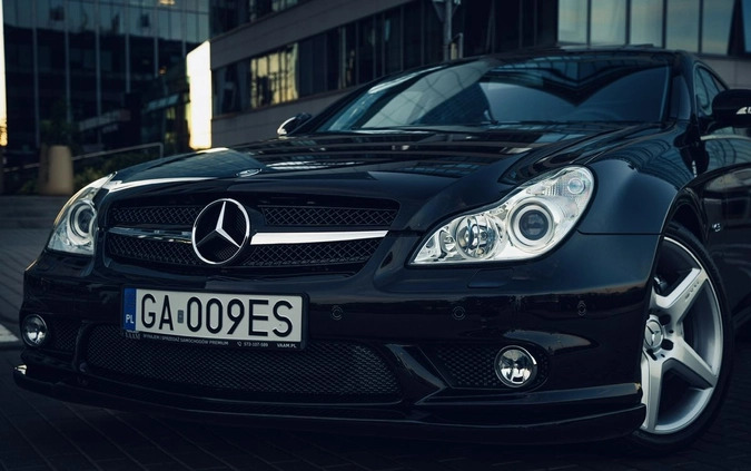 Mercedes-Benz CLS cena 160000 przebieg: 94000, rok produkcji 2007 z Gdynia małe 254